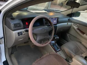 Toyota Corolla 2006 White