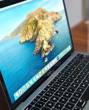 New Laptop Apple MacBook Pro 2019 16GB Intel Core I5 SSD 128GB