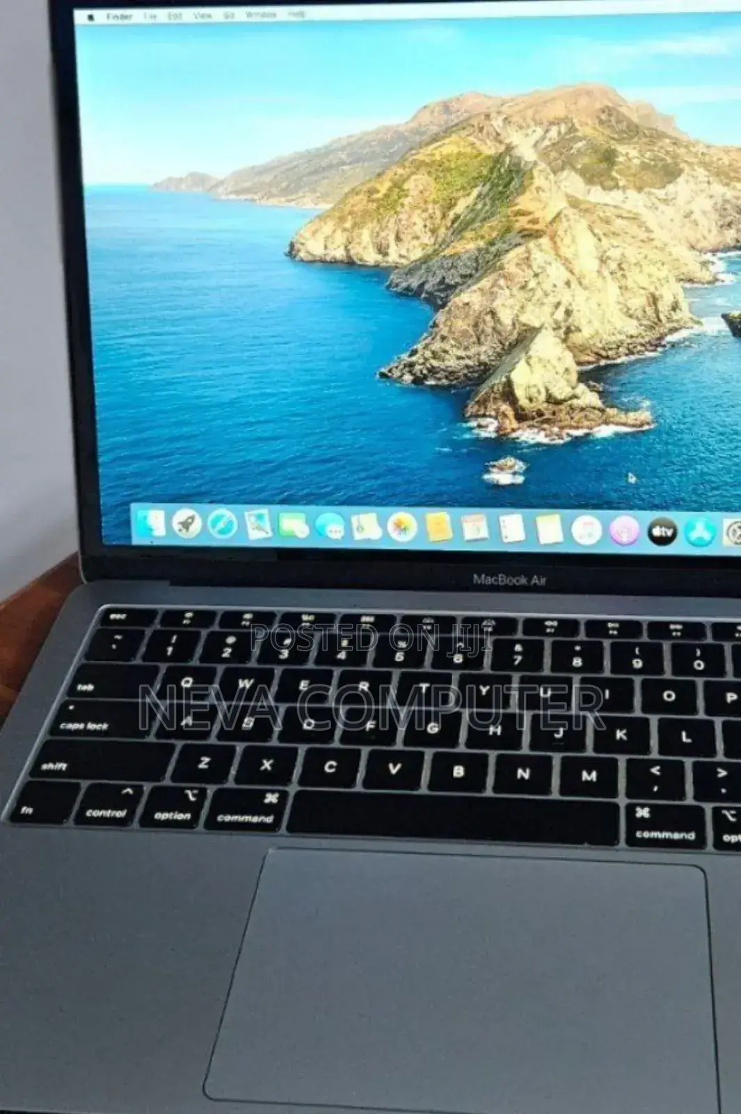 New Laptop Apple MacBook Air 2020 M1 8GB Intel Core I5 SSD 256GB