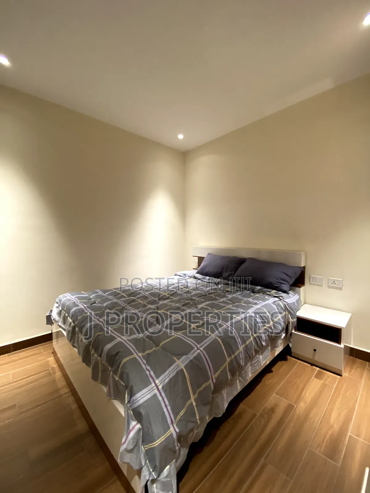 Furnished 3bdrm Apartment in Kirkos for rent