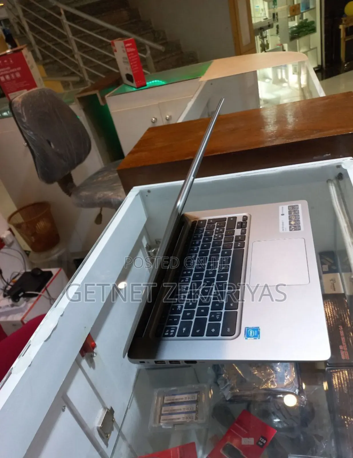 New Laptop Acer Chromebook 14 4GB Intel Pentium SSD 128GB