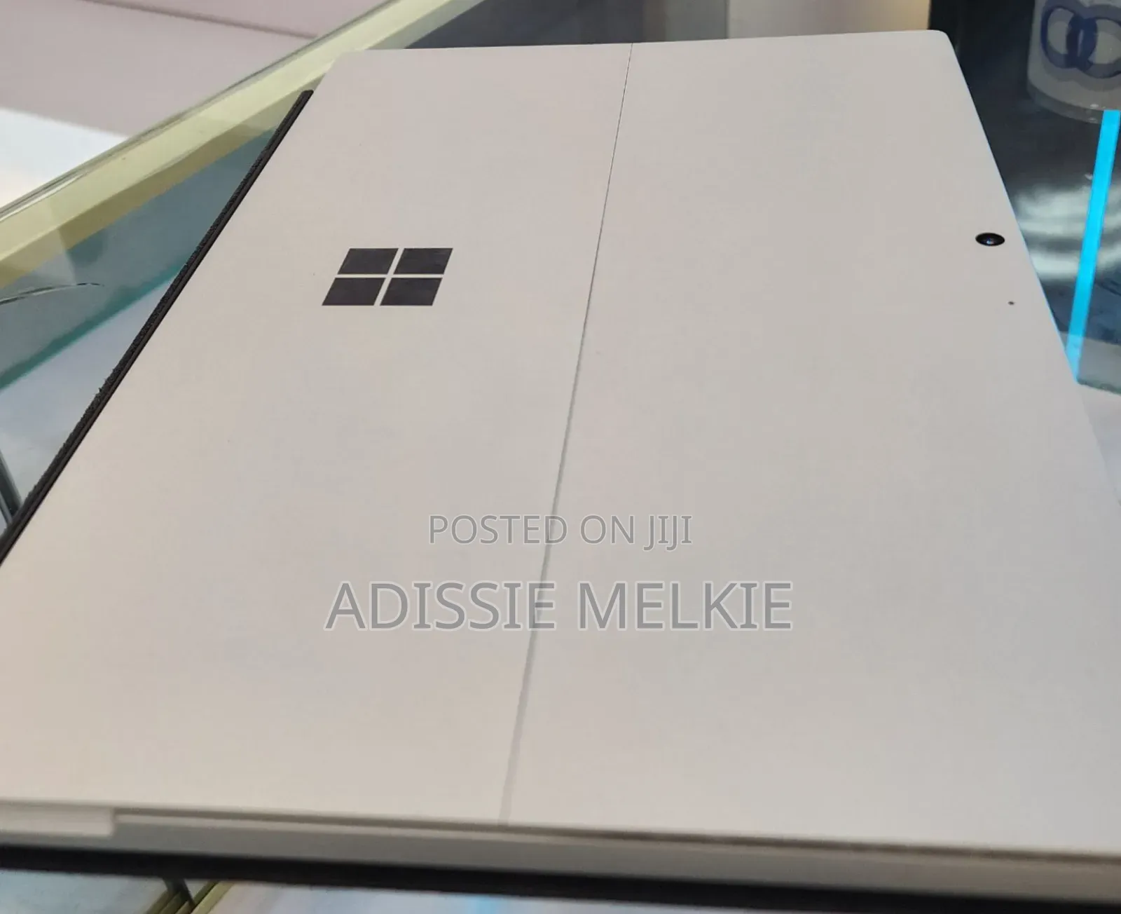 New Laptop Microsoft Surface Pro 7 8GB Intel Core I5 SSD 256GB