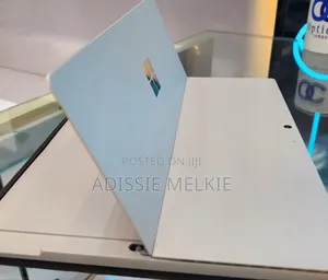 New Laptop Microsoft Surface Pro 7 8GB Intel Core I5 SSD 256GB