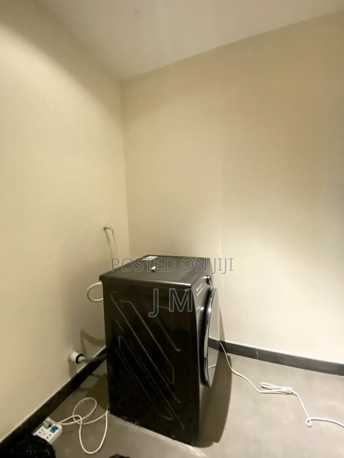 Furnished 3bdrm Apartment in Kirkos for rent