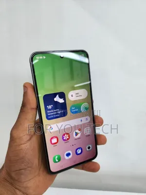 Photo - New Samsung Galaxy A56 256 GB Gray