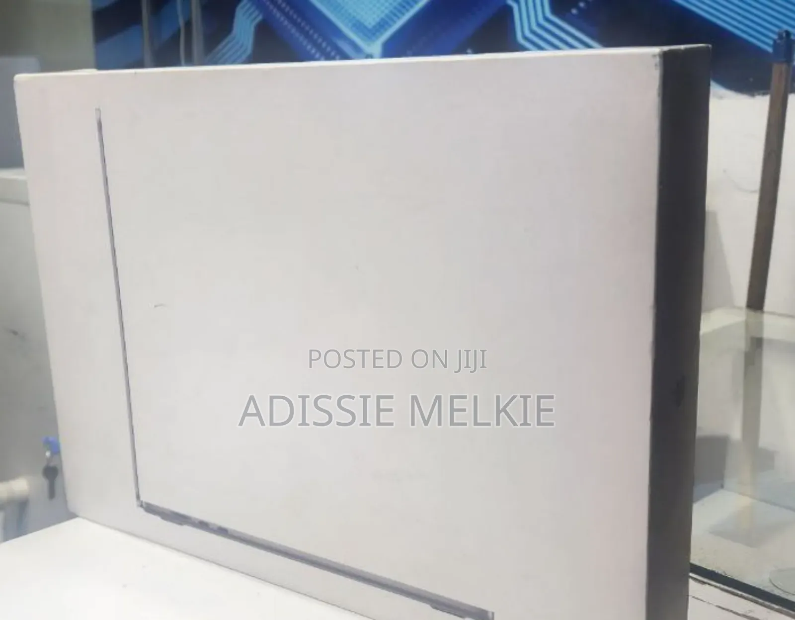 New Apple MacBook Air 2024 M3 15-Inch 8GB Intel Core I5 SSD 256GB