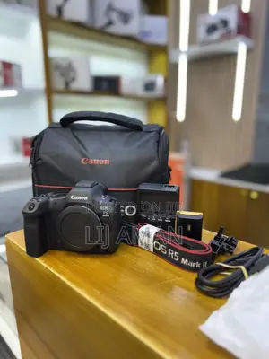 Photo - New Canon R5 Mark2