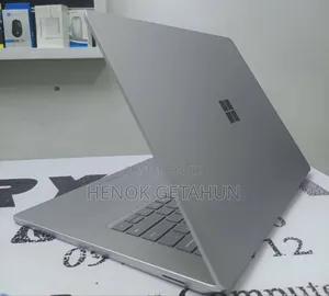 New Laptop Microsoft Surface Laptop 4 8GB AMD Ryzen 7 SSD 256GB