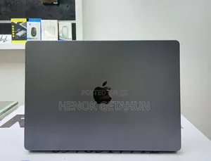 New Laptop Apple Macbook Pro 2025 M5 14-Inch 16GB Apple M4 SSD 1T