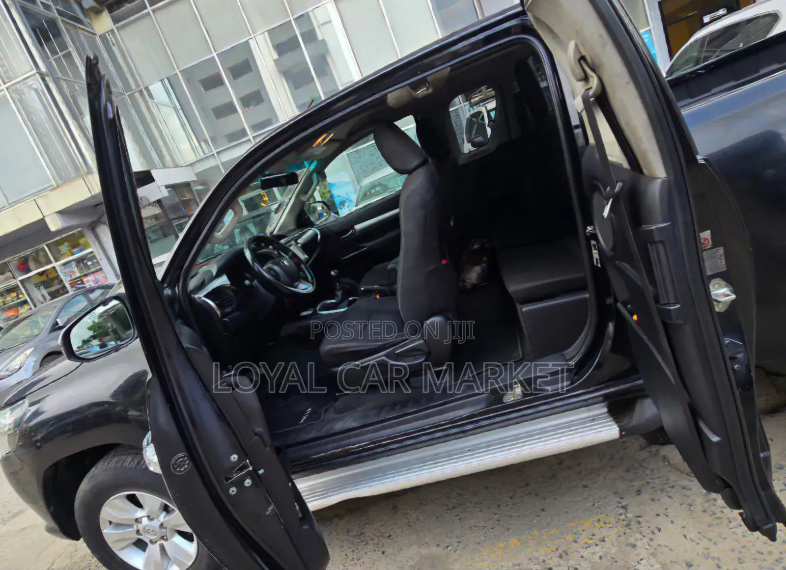 Toyota Hilux 2019 Black