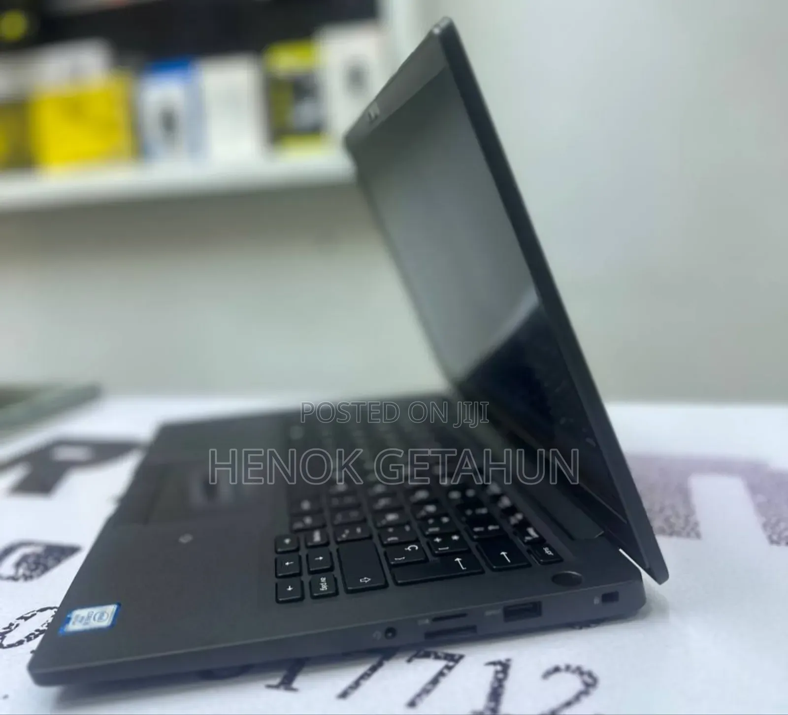 New Laptop Dell Latitude 7300 8GB Intel Core I5 SSD 256GB