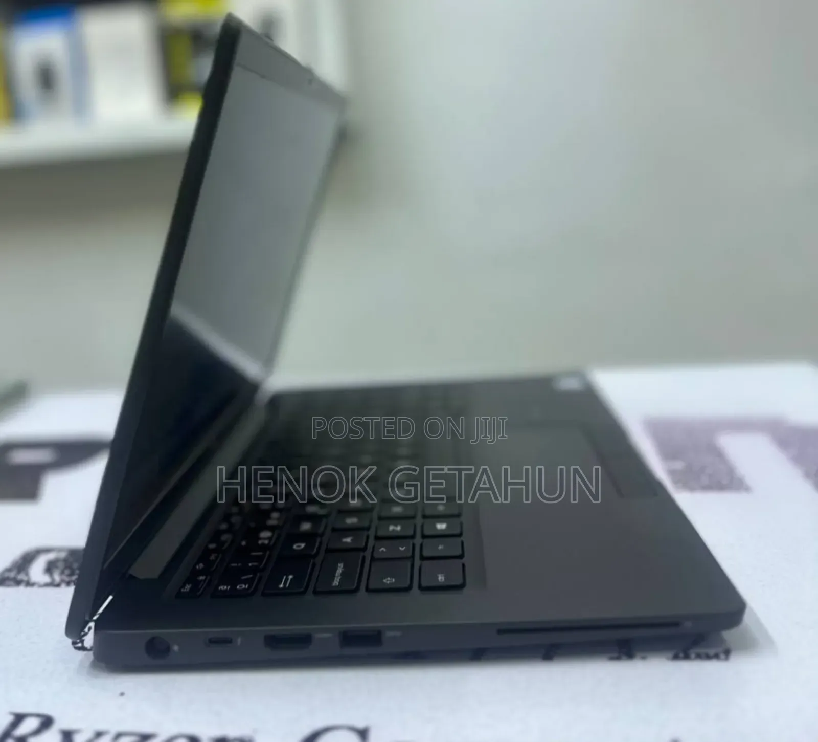 New Laptop Dell Latitude 7300 8GB Intel Core I5 SSD 256GB