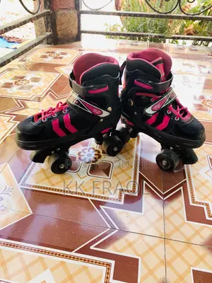 Skate Shoes or Rollers Skate
