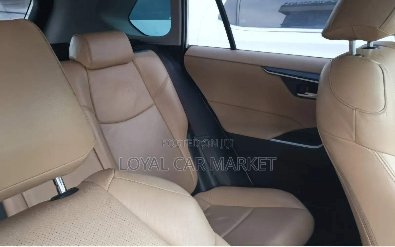 Toyota RAV4 2024 White