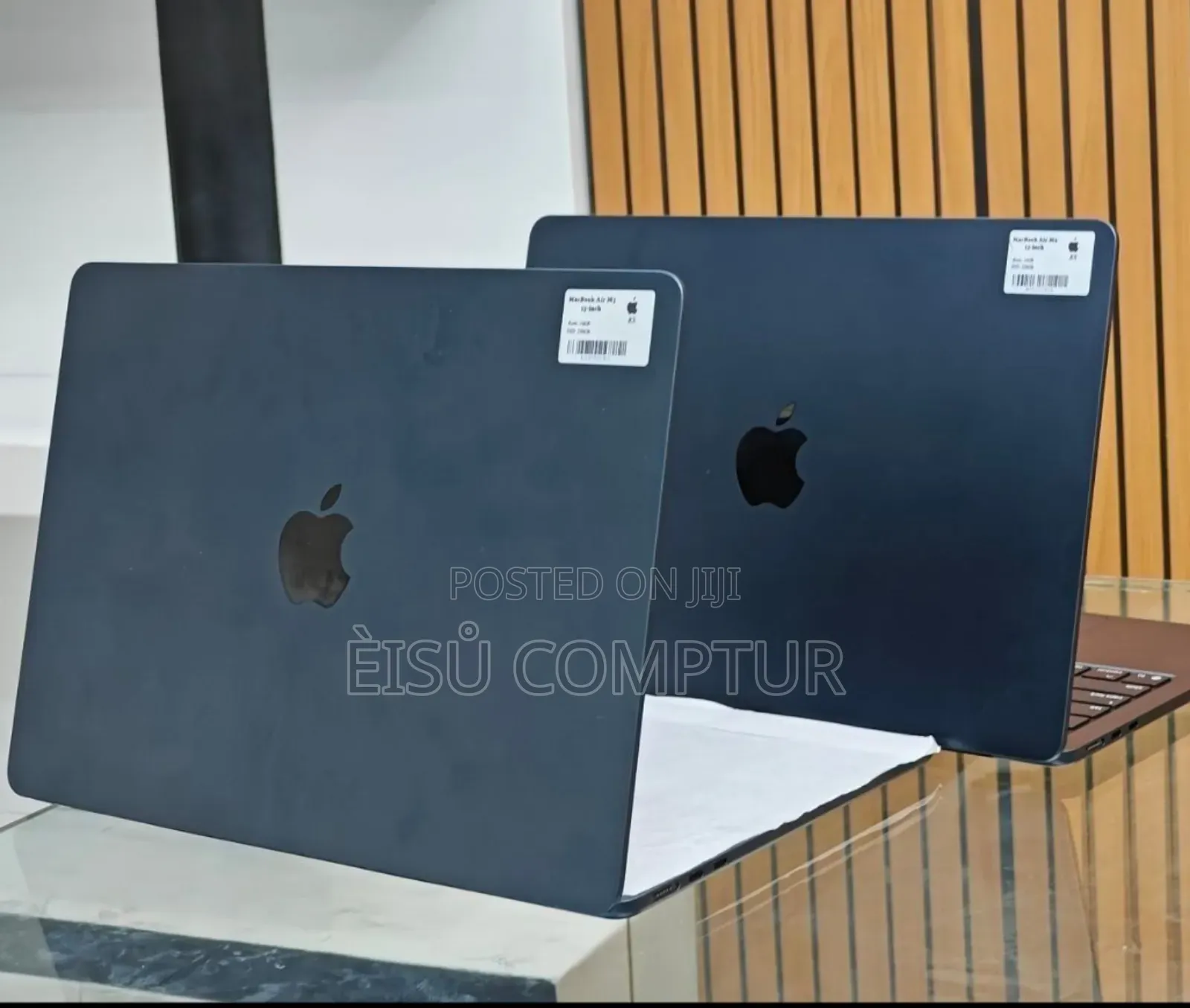 New Apple MacBook Air 2025 M4 15-Inch 16GB Apple M4 Max SSD 256GB