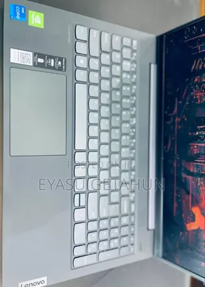 New Laptop Lenovo IdeaPad 320 16GB Intel Core I7 SSD 512GB