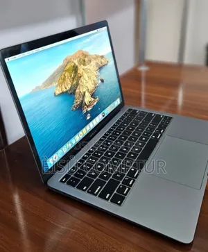 New Laptop Apple MacBook Pro 2019 8GB Intel Core i5 SSD 128GB