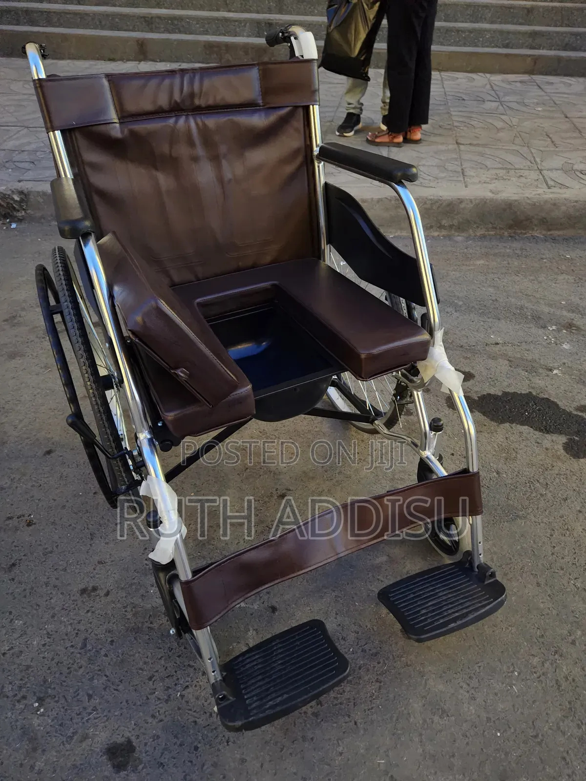 Commode Wheelchair軟化wheelchair輕傷wheelchair搸哭wheelchair載客wheelchair Top