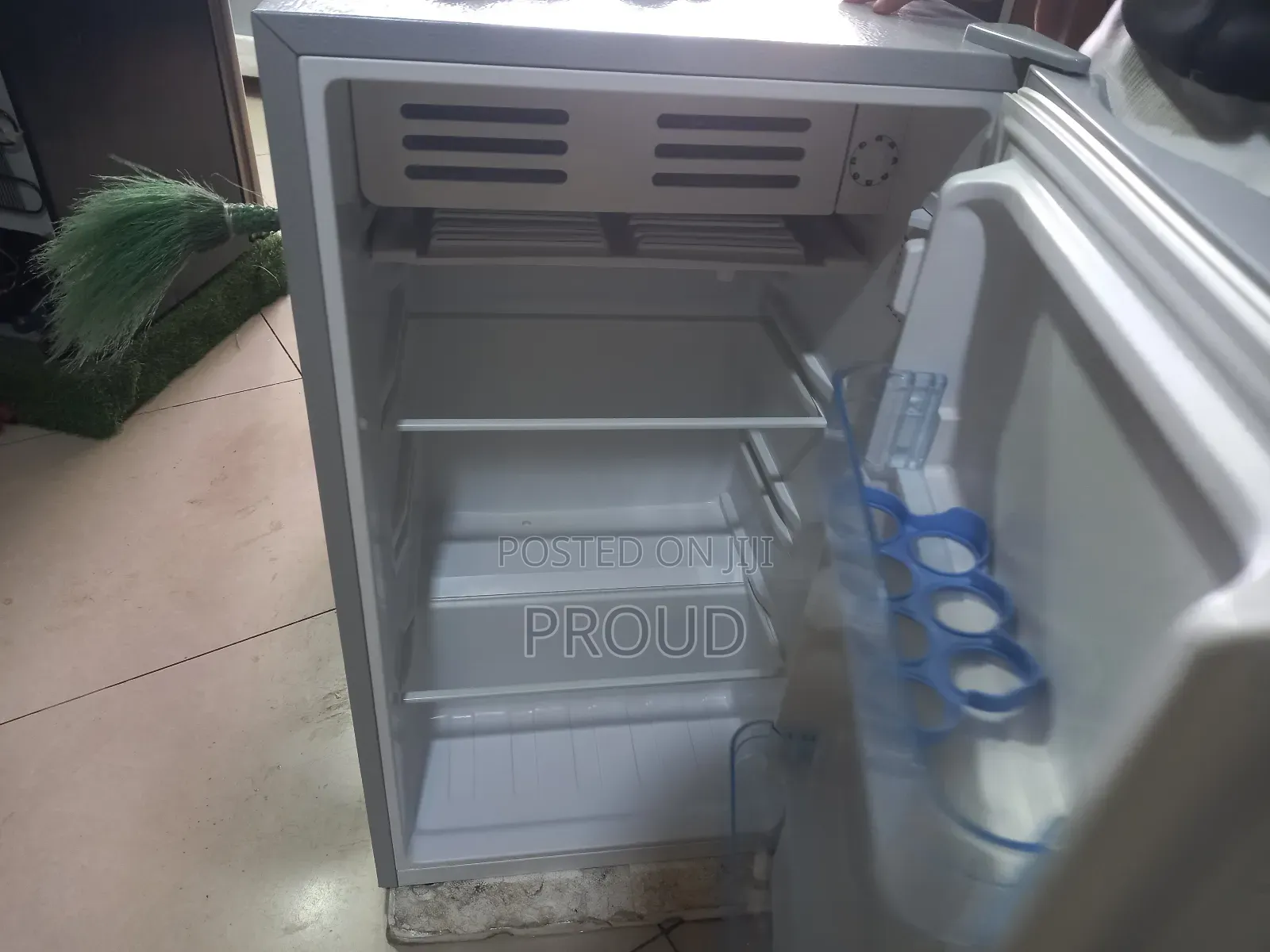 Fission 90 Model Frige