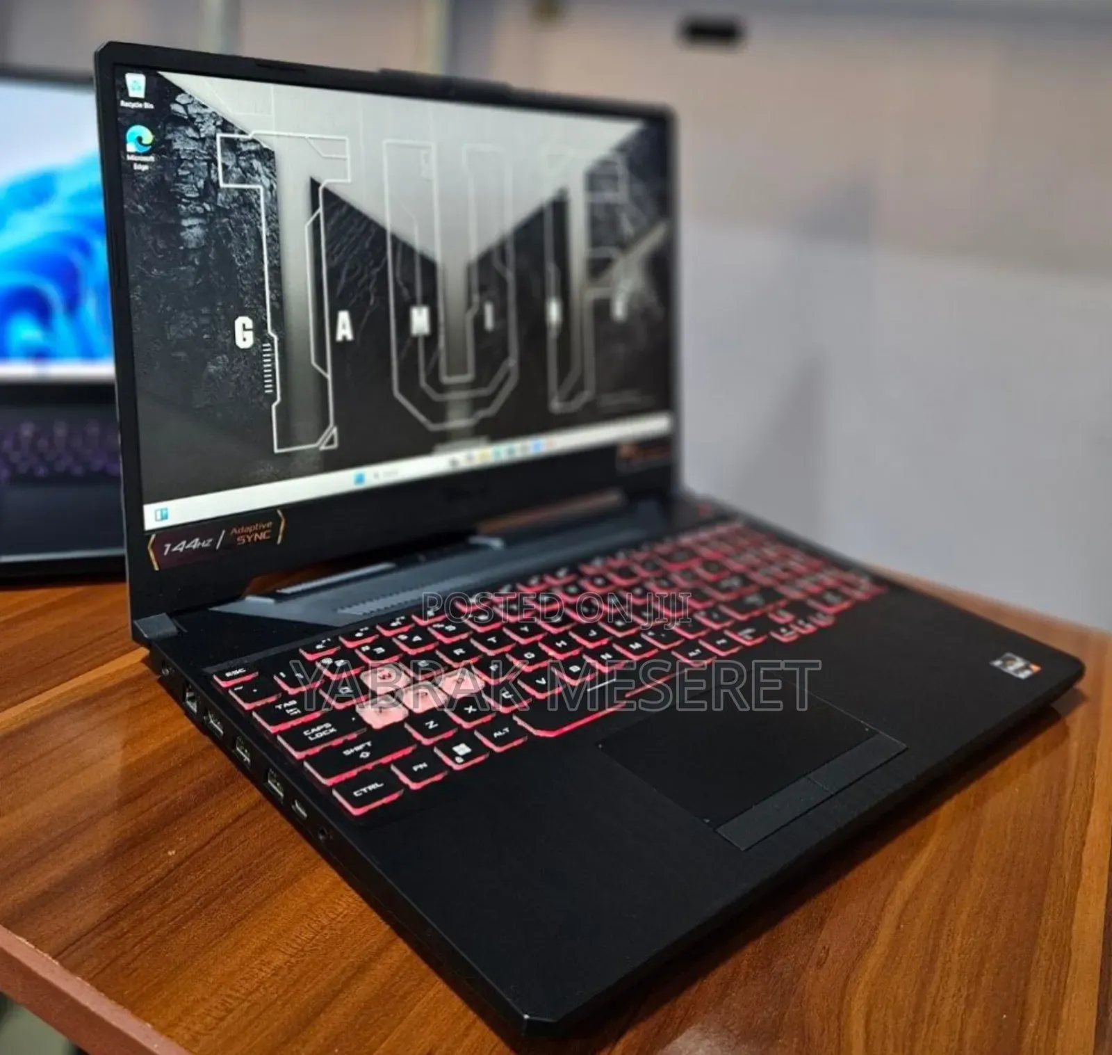 New Laptop Asus 16GB AMD Ryzen 7 SSD 512GB