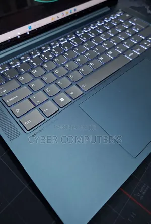 New Laptop Lenovo IdeaPad Yoga 13 16GB Intel Core I7 SSD 1T