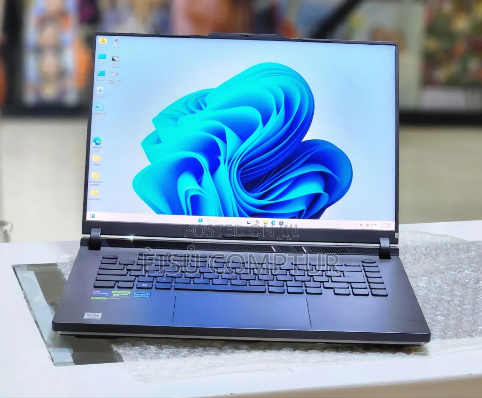 New Laptop Asus ROG Strix G16 G614 32GB Intel Core I9 SSD 256GB