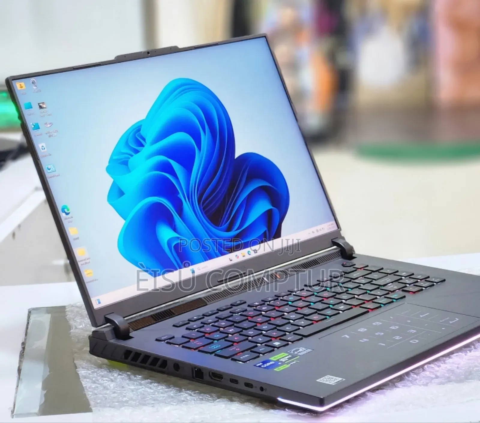 New Laptop Asus ROG Strix G16 G614 32GB Intel Core I9 SSD 256GB