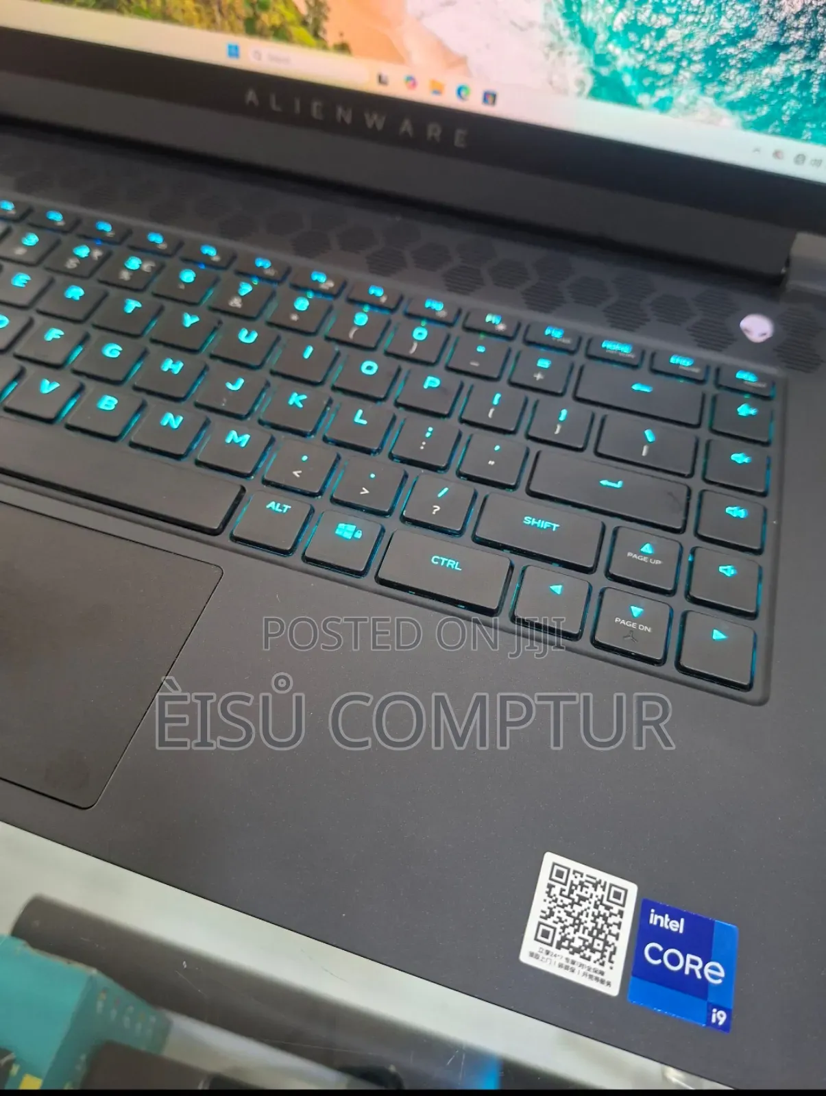 New Laptop Dell Alienware M15 R7 32GB Intel Core I9 SSD 1T