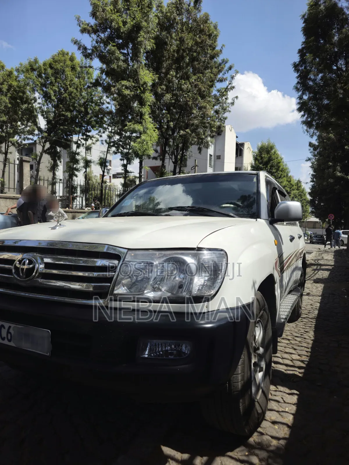 Toyota Land Cruiser 2006 White