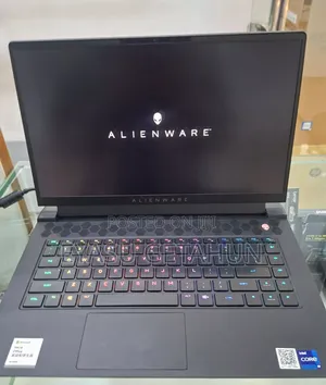 New Laptop Alienware M15 R3 32GB Intel Core I9 SSD 1T