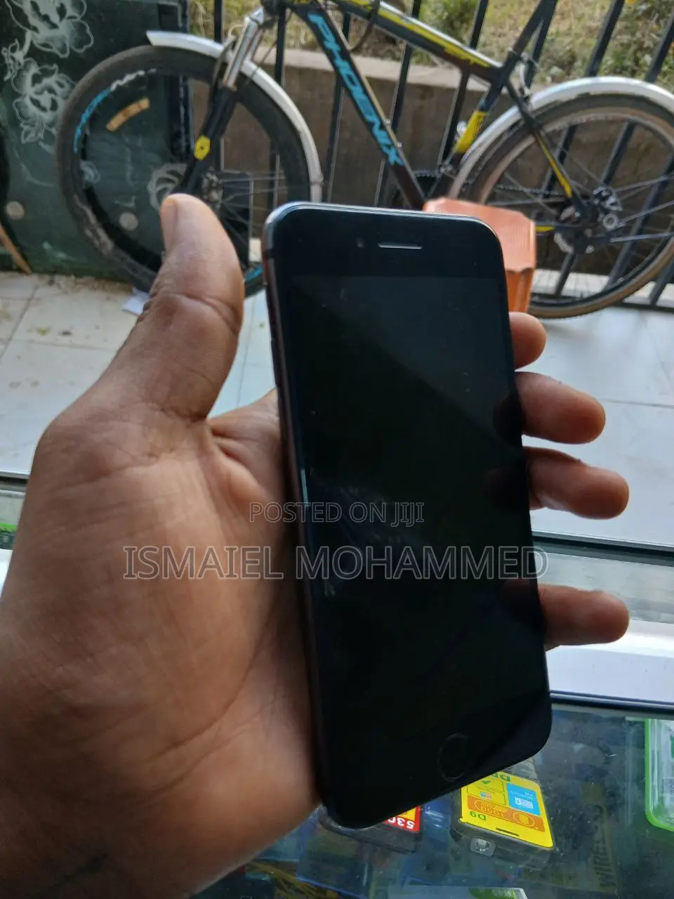 Apple iPhone 8 64 GB Black