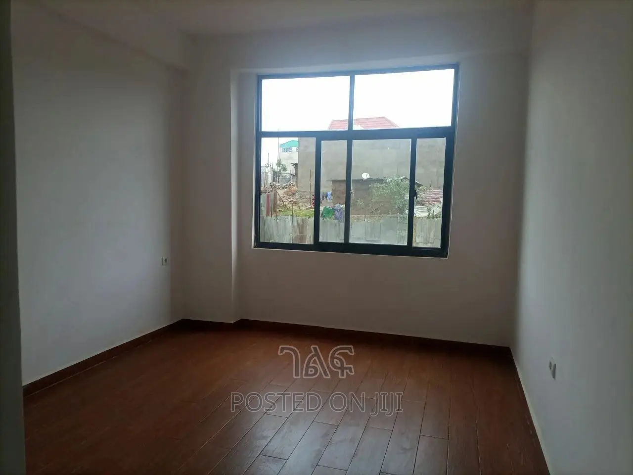 2bdrm Apartment in ኖህ, Bole for sale