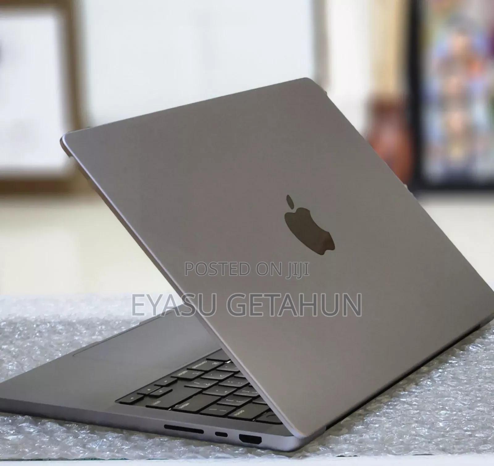 New Laptop Apple MacBook Pro M1 32GB Apple M1 Pro SSD 512GB