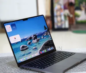 New Laptop Apple MacBook Pro M1 32GB Apple M1 Pro SSD 512GB
