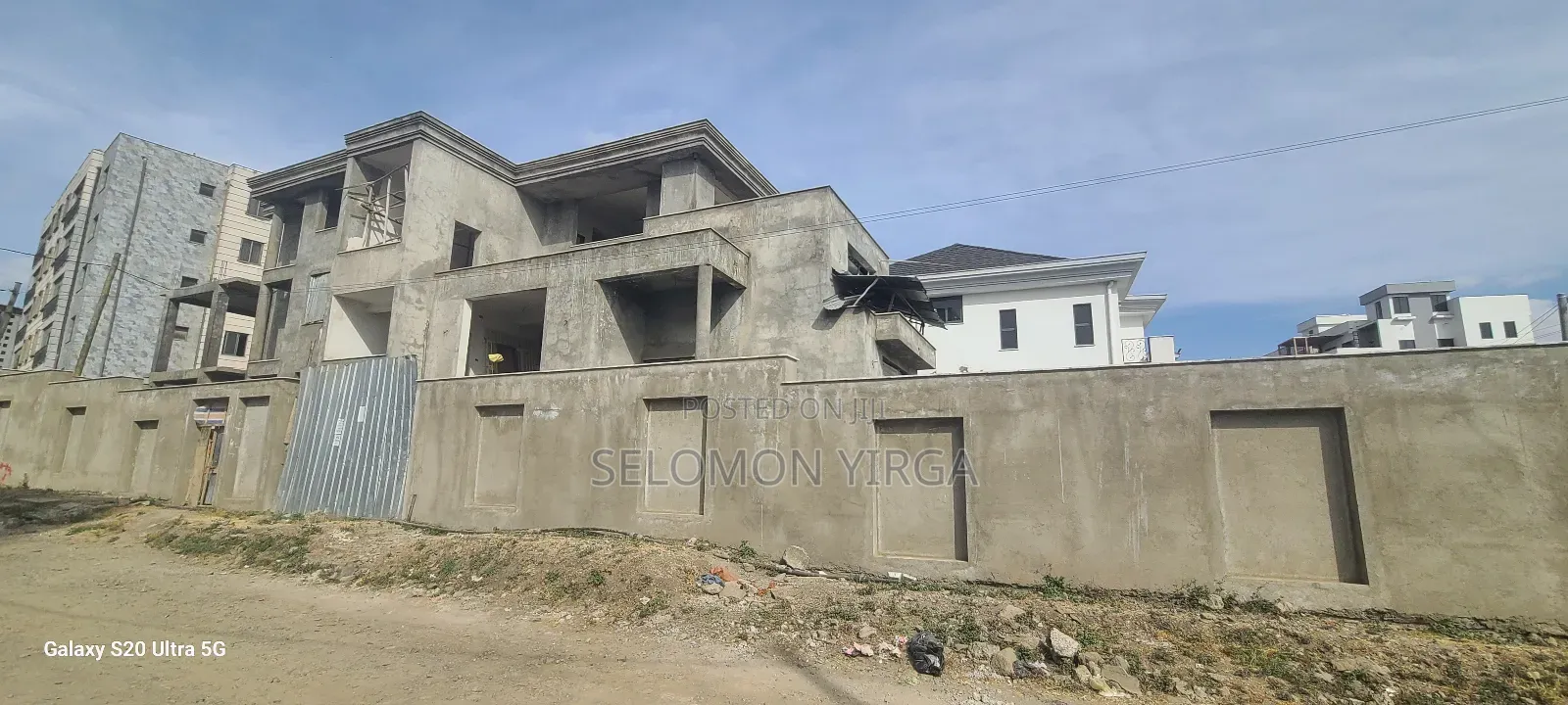 8bdrm House in Adis Ababa, Bole for sale