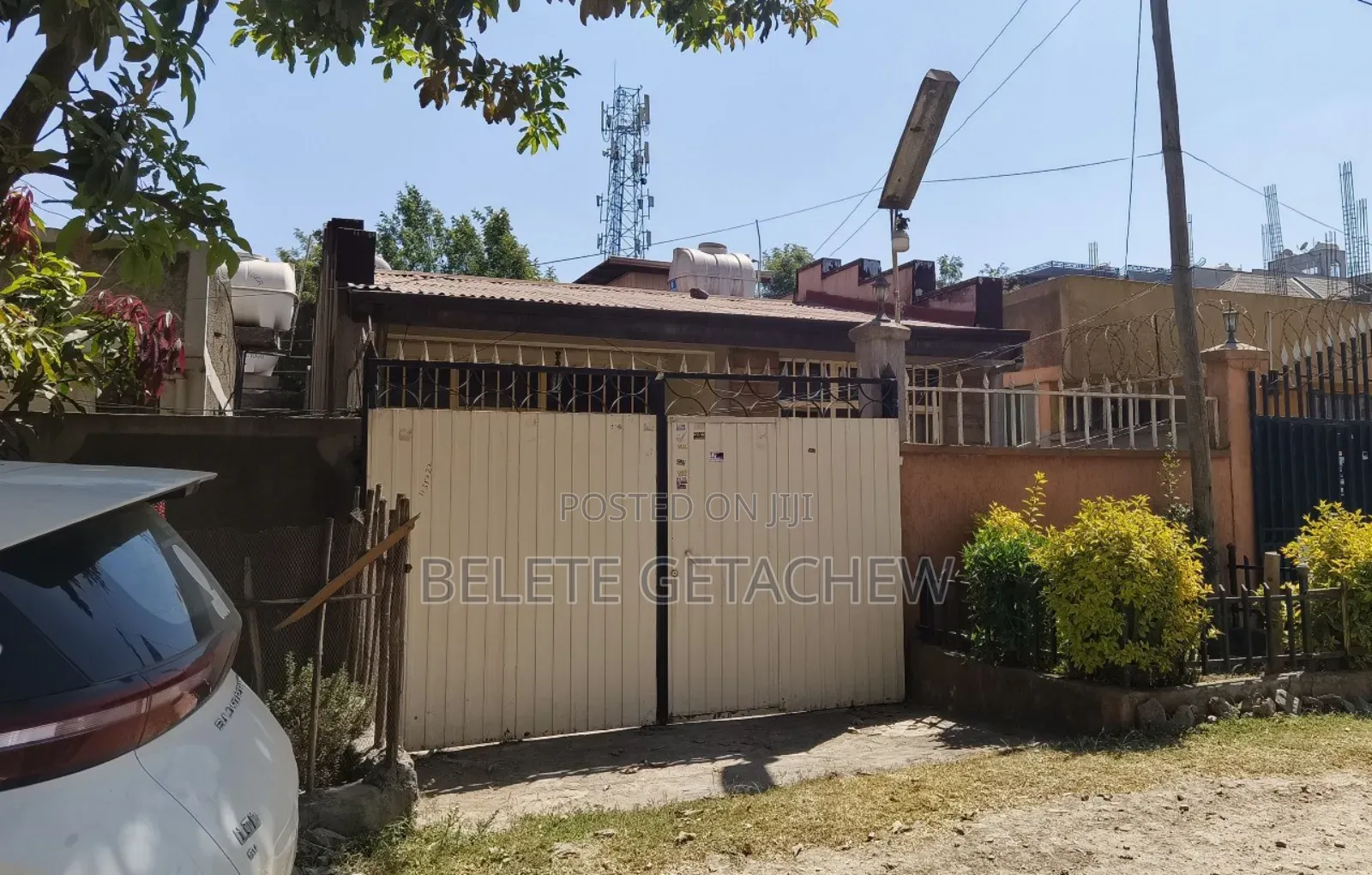 3bdrm Villa in Lebu, Villa House, Bole for sale