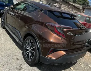 Toyota C-HR 2017 Brown