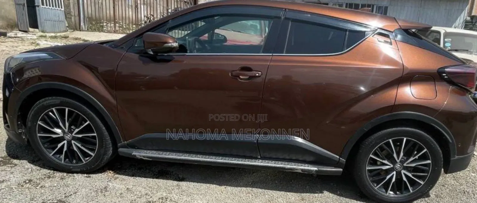 Toyota C-HR 2017 Brown