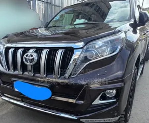 Photo - Toyota Land Cruiser Prado 2017 Black