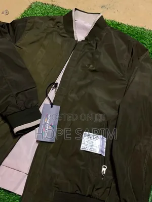 Dobell Face በ2ቱም የምለበስ Jacket S-3xl