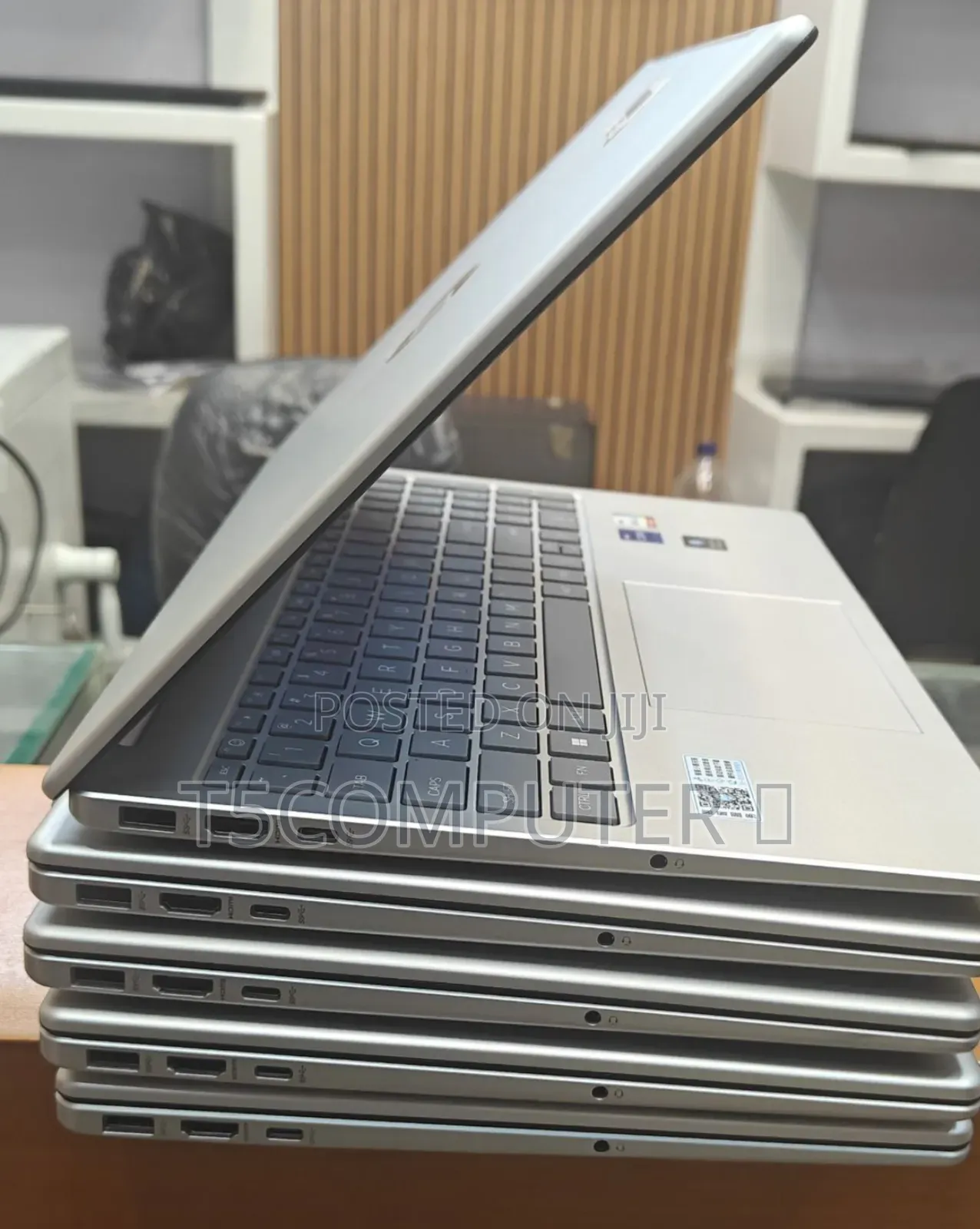 New Laptop HP Stream Notebook 16GB Intel Core I7 SSD 512GB