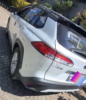Toyota Corolla Cross Hybrid S AWD 2023 White