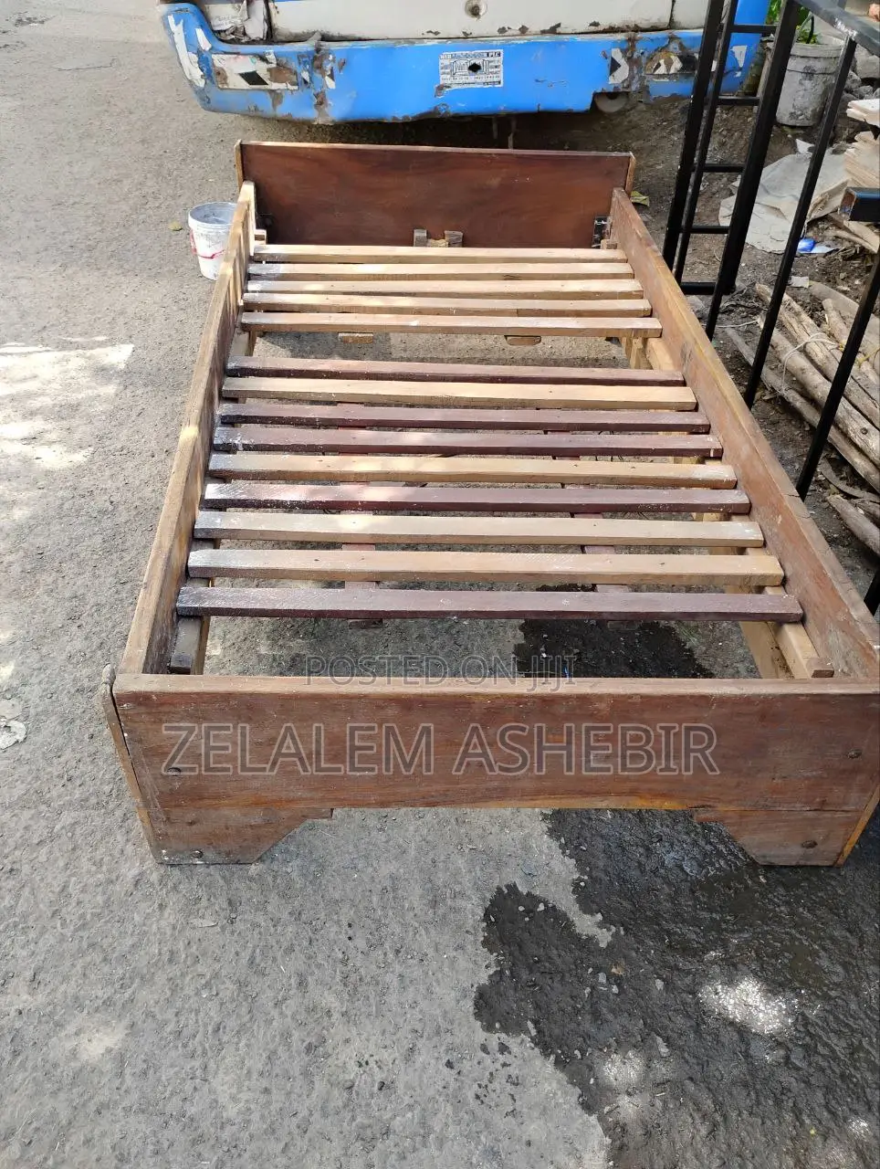 Bed Wood 1 Meter