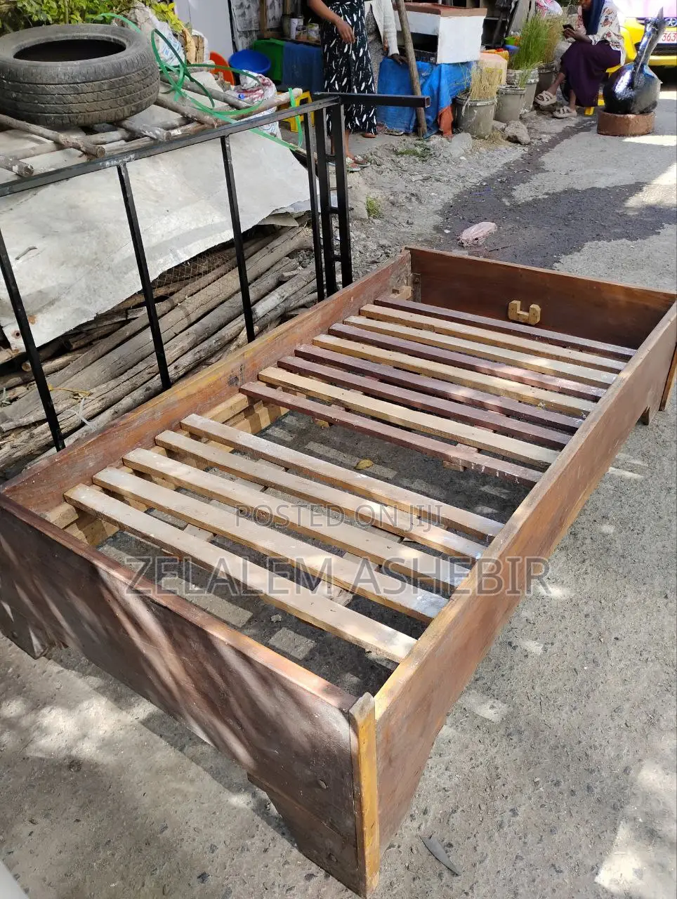 Bed Wood 1 Meter