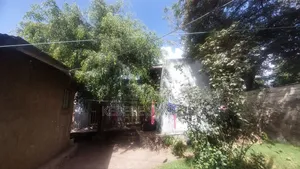 9bdrm House in East Shewa for sale