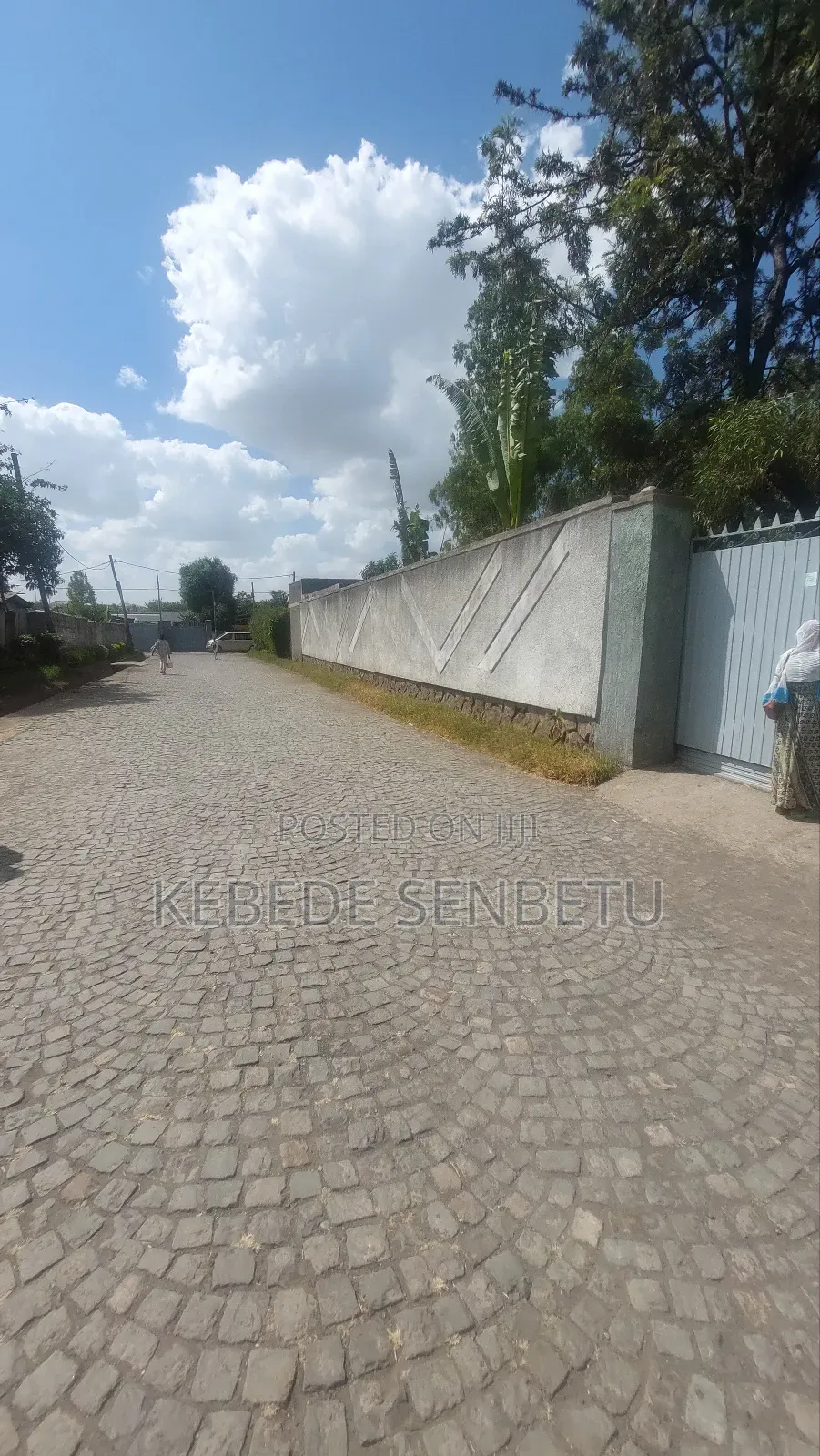 9bdrm House in East Shewa for sale