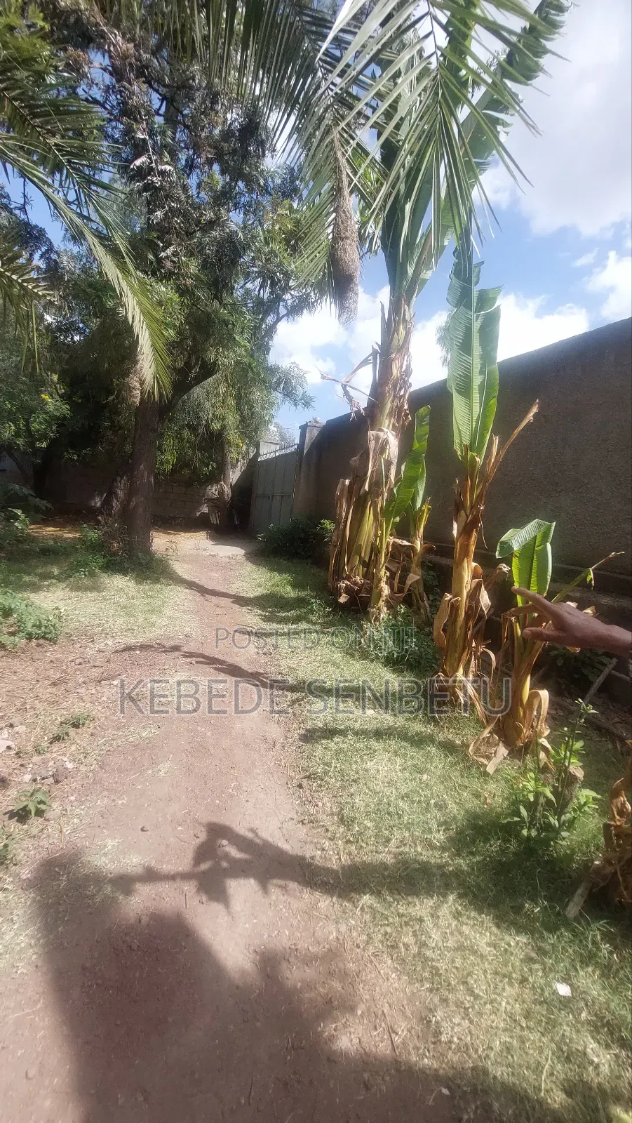 9bdrm House in East Shewa for sale