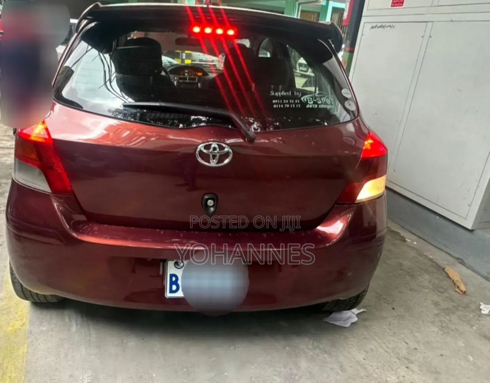 Toyota Yaris 2010 Burgundy