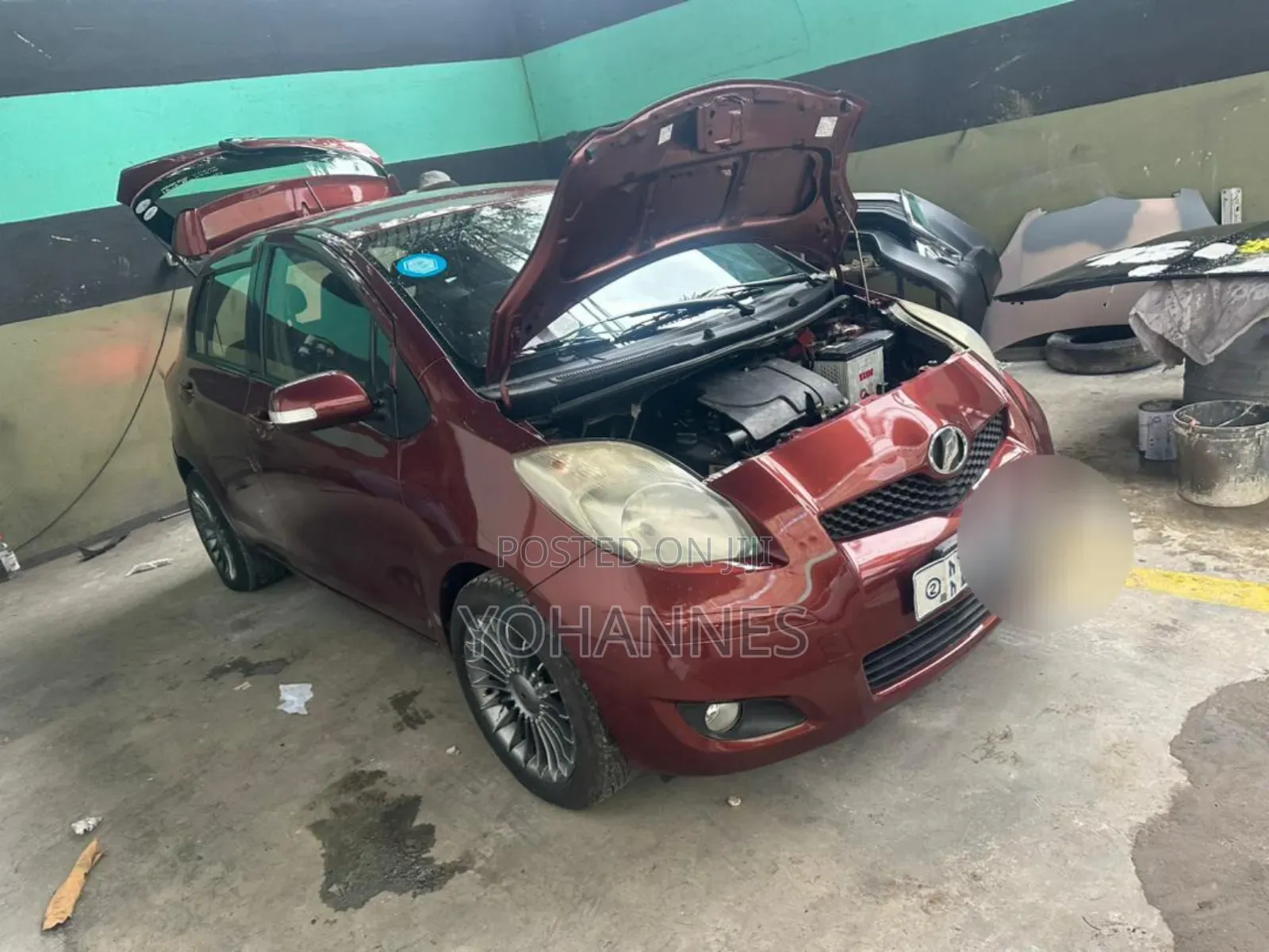 Toyota Yaris 2010 Burgundy