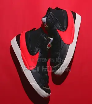 Photo - Nike Blazer Mid '77 Jumbo.